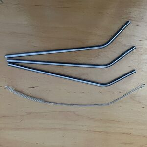 3 Stainless Steel 9 "Metal Drinking Reusable Straws + 1 Cleaner Brush Kit